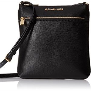 Michael kors cross body